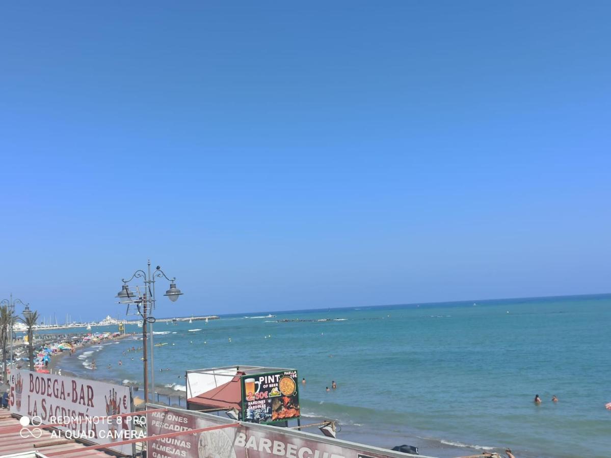 شقة بينالماذينا  في Apartamento Primera Linea المظهر الخارجي الصورة